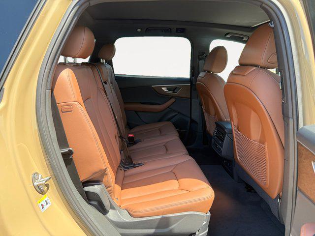 new 2025 Audi Q7 car, priced at $65,385