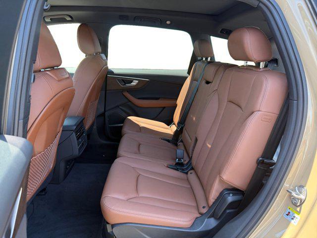 new 2025 Audi Q7 car, priced at $65,385