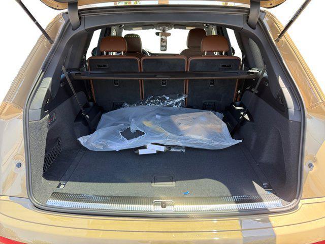new 2025 Audi Q7 car, priced at $65,385