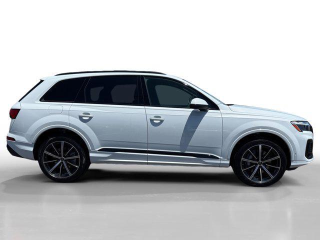 new 2025 Audi Q7 car, priced at $66,255