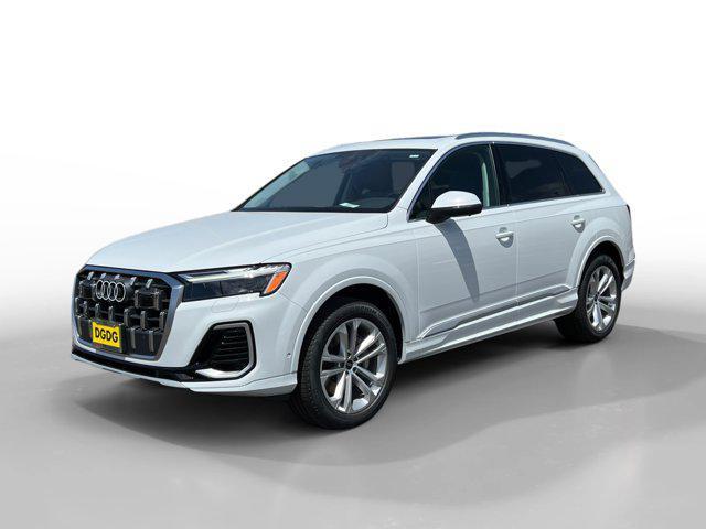 new 2025 Audi Q7 car, priced at $69,740