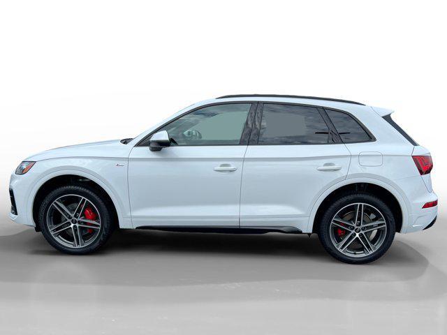 new 2025 Audi Q5 car, priced at $67,955