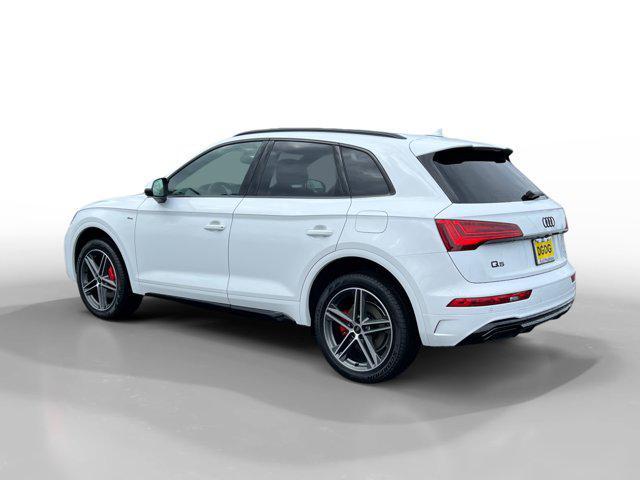 new 2025 Audi Q5 car, priced at $67,955