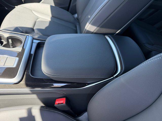 new 2025 Audi Q7 car, priced at $73,185