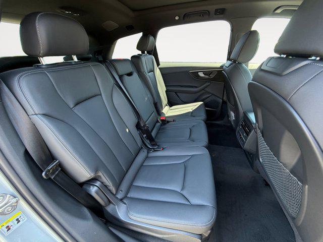 new 2025 Audi Q7 car, priced at $73,185