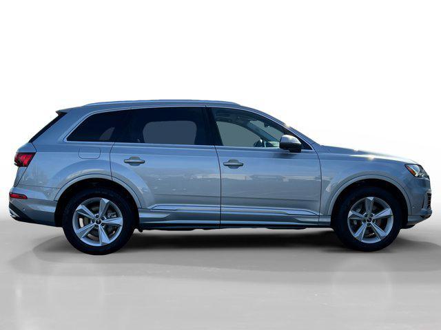 used 2023 Audi Q7 car, priced at $47,999