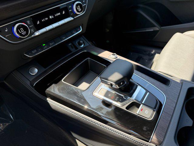 new 2025 Audi Q5 car, priced at $69,385