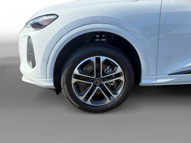 new 2025 Audi Q5 car, priced at $61,255