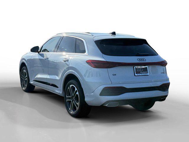 new 2025 Audi Q5 car, priced at $61,255
