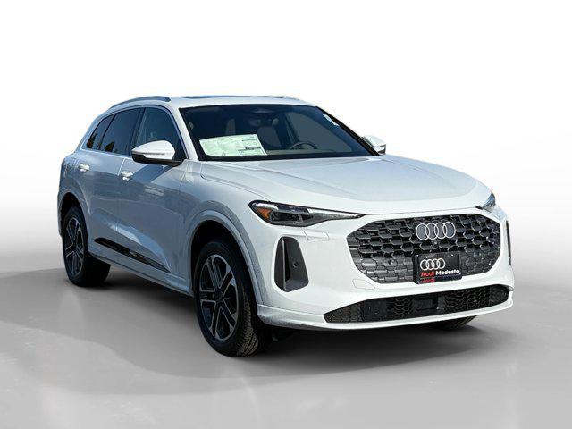 new 2025 Audi Q5 car, priced at $61,255