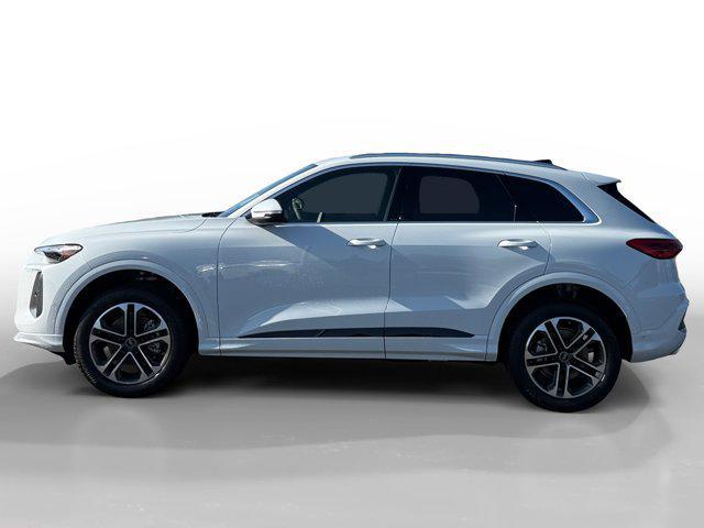 new 2025 Audi Q5 car, priced at $61,255