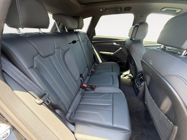 new 2025 Audi Q5 car, priced at $69,385