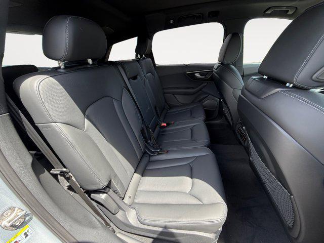 new 2025 Audi Q7 car, priced at $89,845
