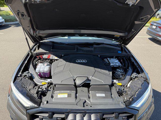 new 2025 Audi Q7 car, priced at $73,935