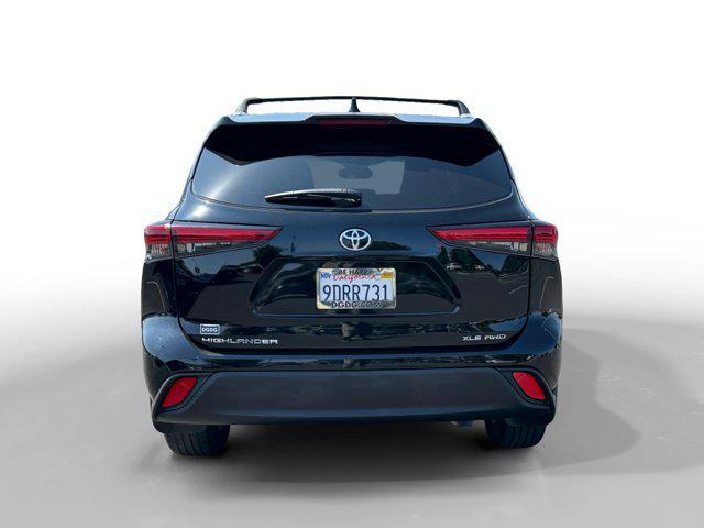 used 2022 Toyota Highlander car, priced at $36,317