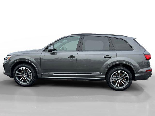 new 2025 Audi Q7 car, priced at $65,370