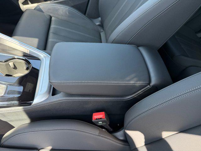 new 2025 Audi Q5 car, priced at $61,300