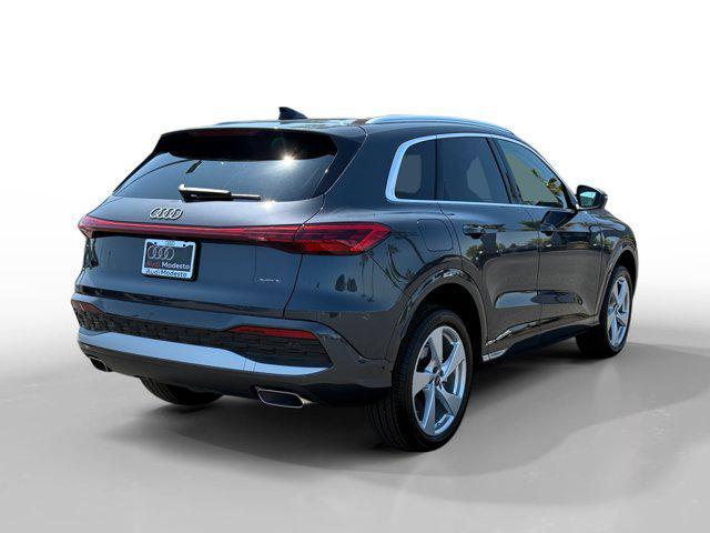 new 2025 Audi Q5 car, priced at $61,300