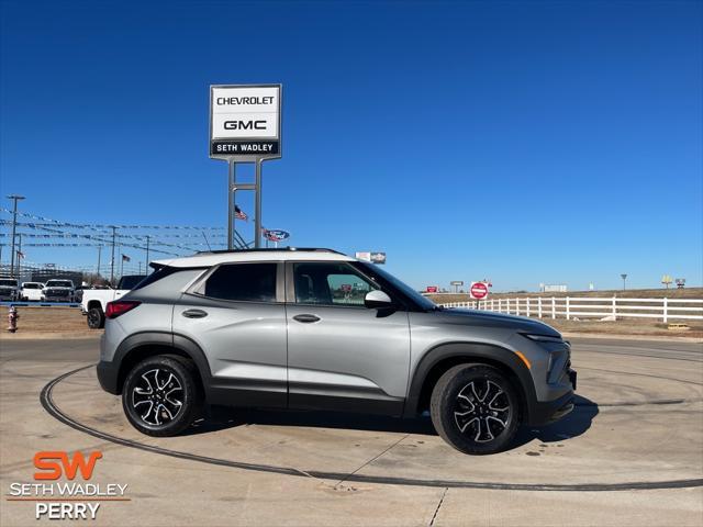 new 2025 Chevrolet TrailBlazer car, priced at $29,870