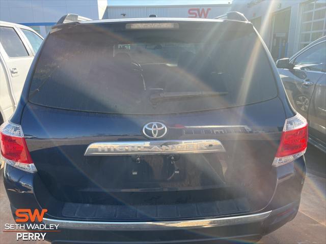 used 2011 Toyota Highlander car, priced at $9,899