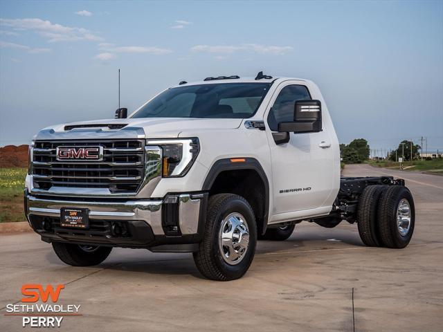 new 2024 GMC Sierra 3500 car, priced at $50,952