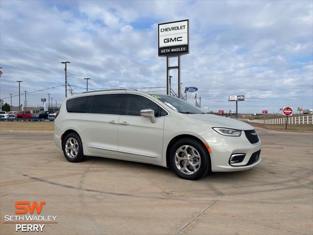 used 2021 Chrysler Pacifica Hybrid car, priced at $29,797