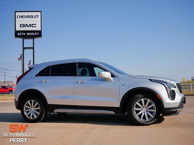 used 2022 Cadillac XT4 car, priced at $23,900