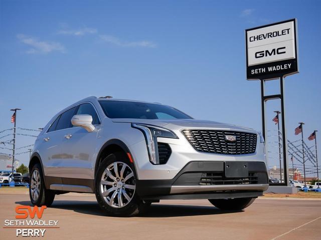 used 2022 Cadillac XT4 car, priced at $23,900