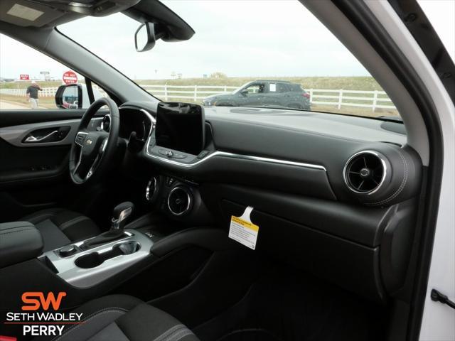 new 2025 Chevrolet Blazer car, priced at $37,816