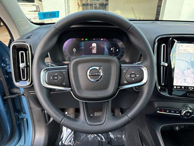 used 2023 Volvo XC40 car, priced at $30,841