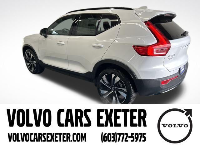 new 2025 Volvo XC40 car, priced at $48,790