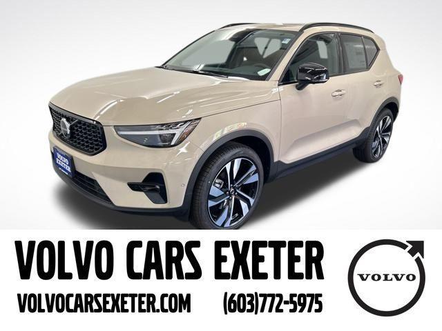 new 2025 Volvo XC40 car, priced at $51,040