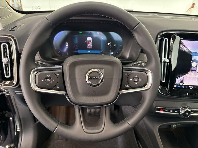 new 2025 Volvo XC40 car, priced at $51,565