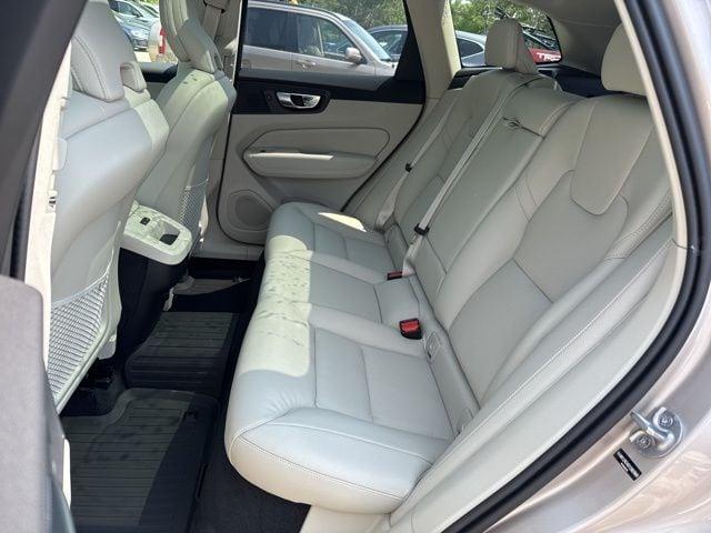 new 2025 Volvo XC60 car, priced at $55,360