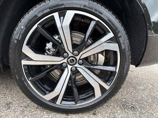 new 2025 Volvo XC60 Plug-In Hybrid car, priced at $72,250