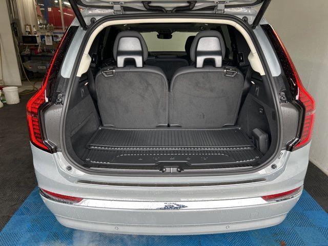 new 2025 Volvo XC90 car, priced at $64,055