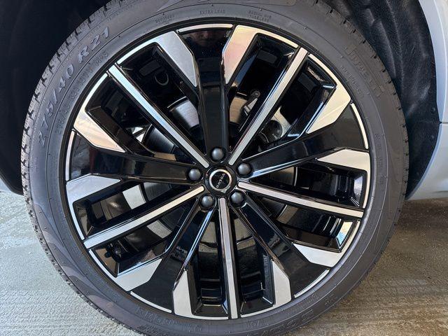 new 2025 Volvo XC90 Plug-In Hybrid car, priced at $77,805