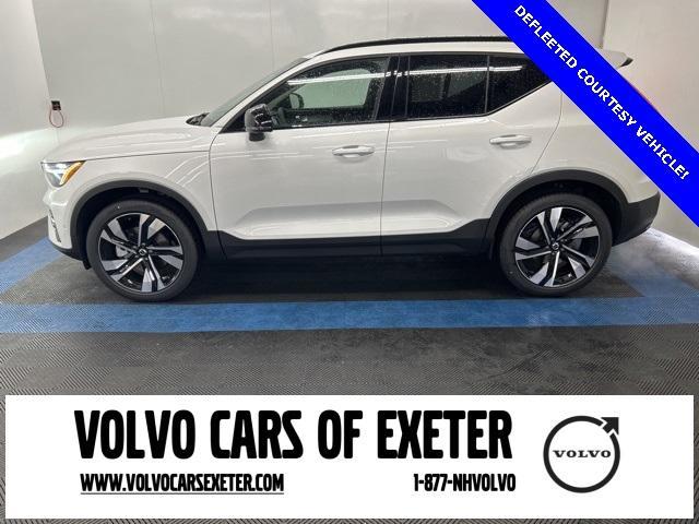 new 2024 Volvo XC40 car, priced at $50,250