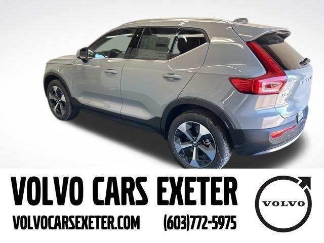 new 2025 Volvo XC40 car, priced at $45,035