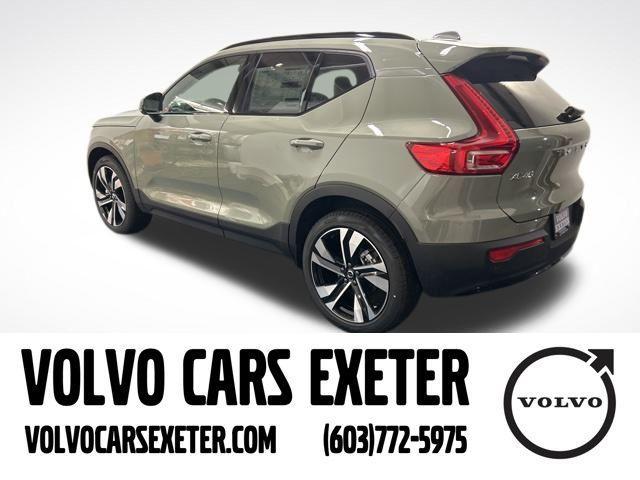 new 2025 Volvo XC40 car, priced at $48,790