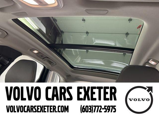 used 2022 Volvo XC60 car, priced at $39,898