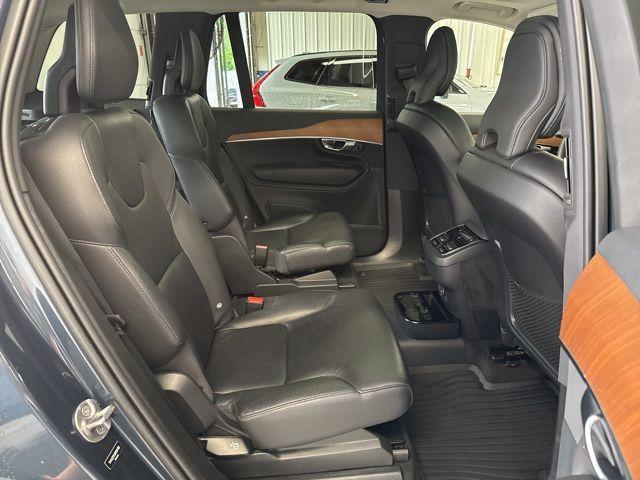 used 2022 Volvo XC90 car, priced at $40,999
