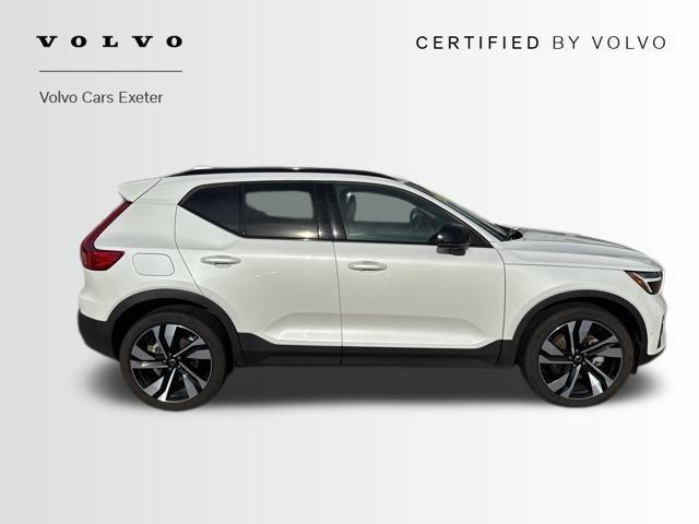used 2025 Volvo XC40 car, priced at $33,410