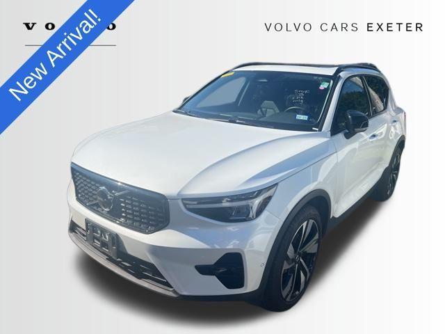 used 2025 Volvo XC40 car, priced at $33,410
