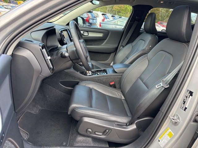 used 2025 Volvo XC40 car, priced at $32,989