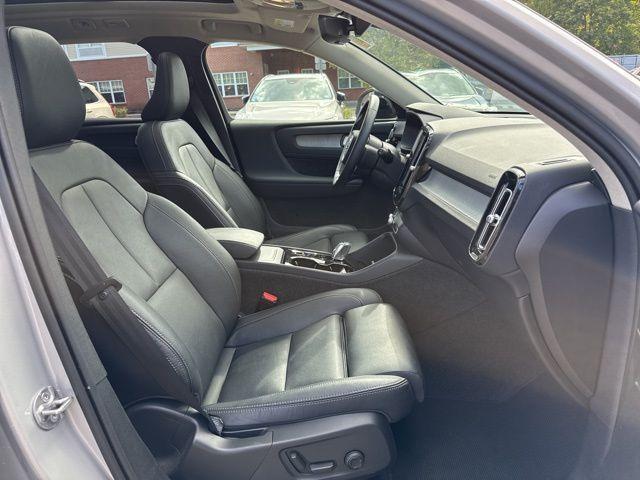 used 2025 Volvo XC40 car, priced at $32,989