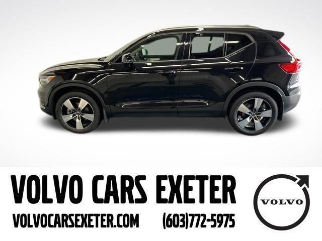 used 2022 Volvo XC40 car, priced at $30,537