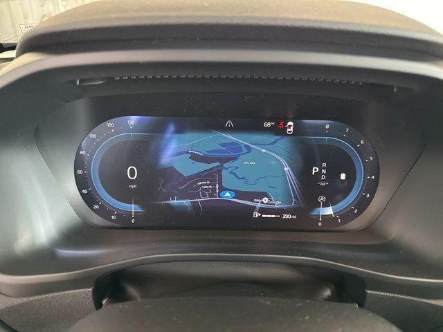 new 2025 Volvo XC40 car