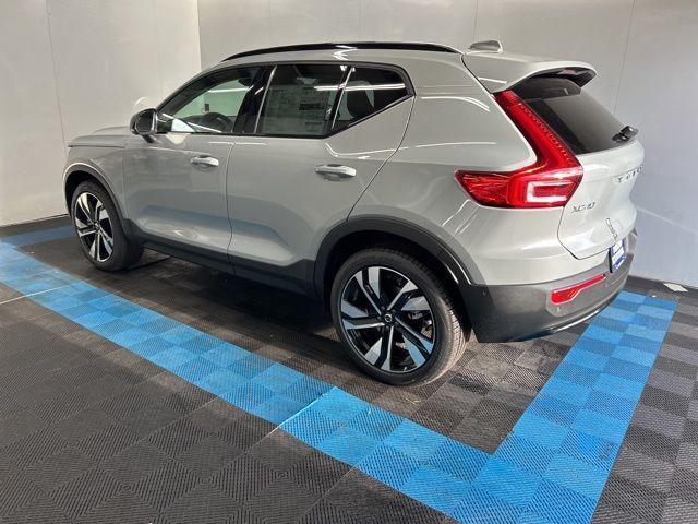 new 2025 Volvo XC40 car, priced at $47,790