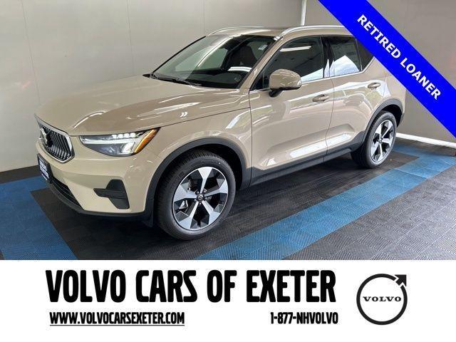 new 2025 Volvo XC40 car, priced at $45,845